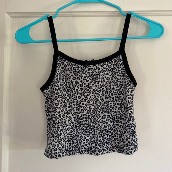 Brandy Melville tank top - Picture 2 of 3